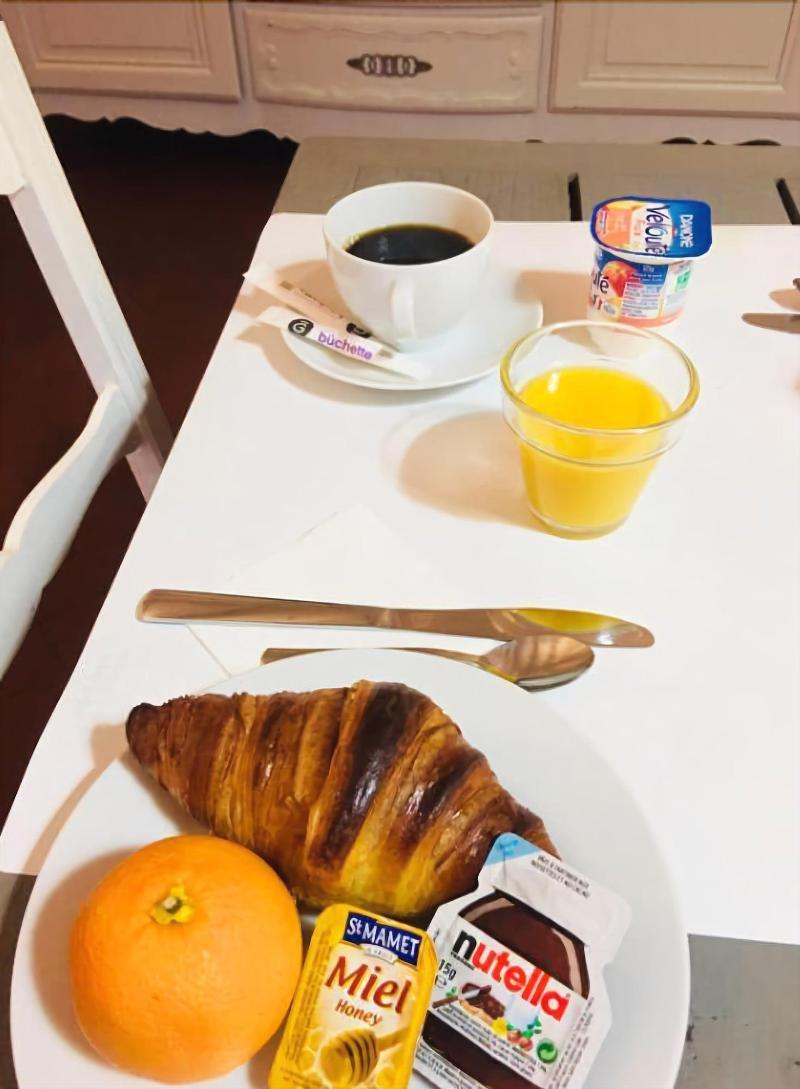 Hotel Moderne Тур Екстер'єр фото