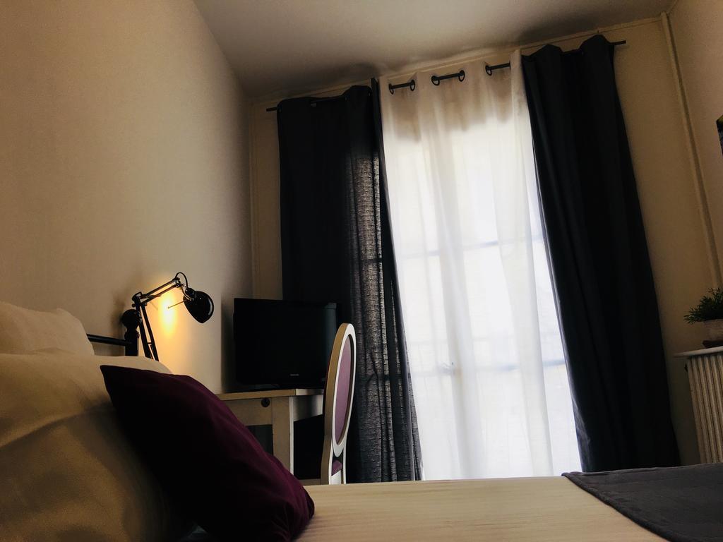 Hotel Moderne Тур Екстер'єр фото